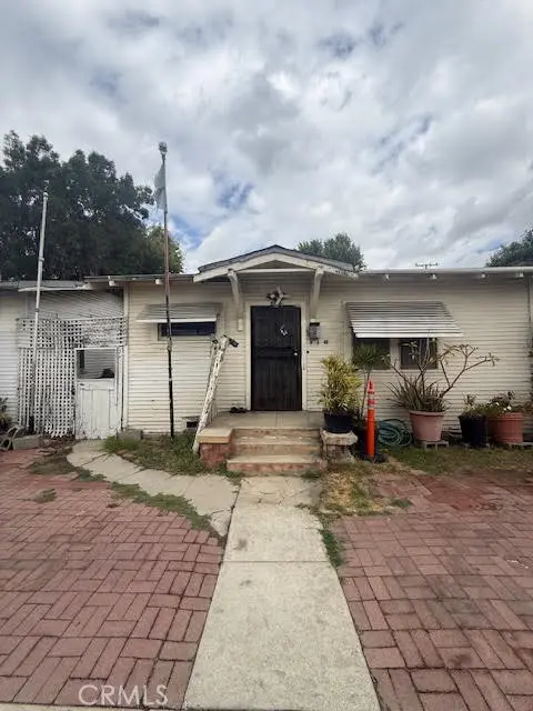 Apartment for sale at 8201 Morton, Los Angeles, CA