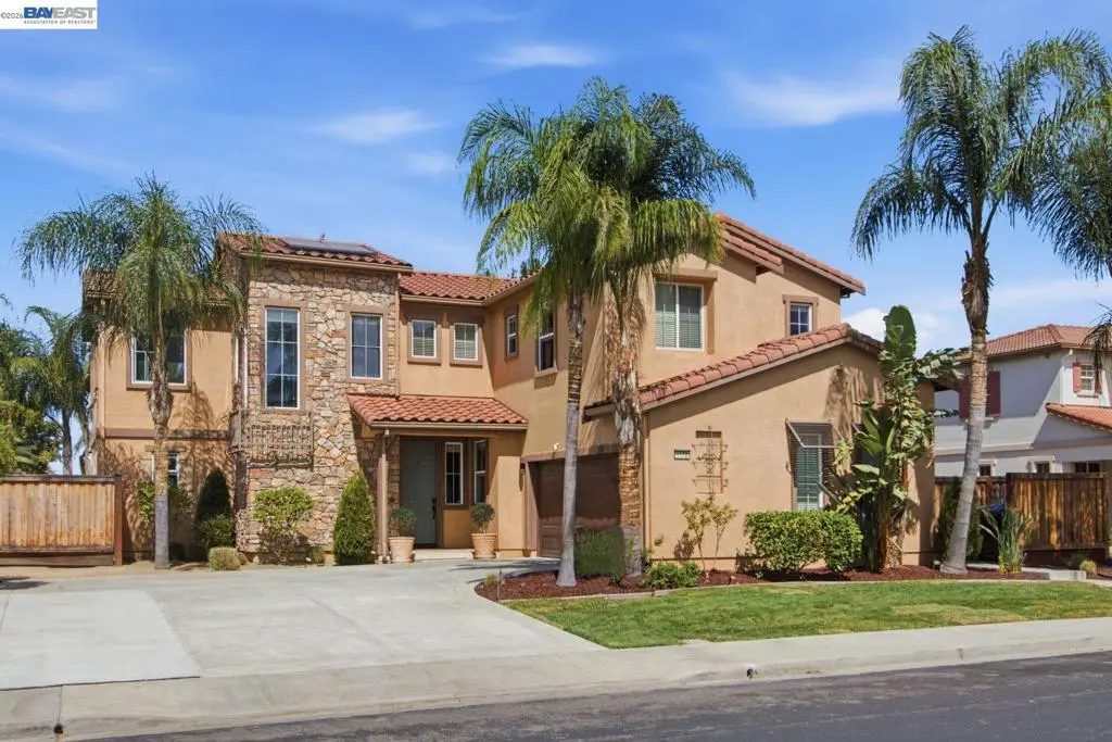 Single Family Residence for sale at 1172 Pimento Dr, Brentwood, CA featuring 4 beds and 3 baths