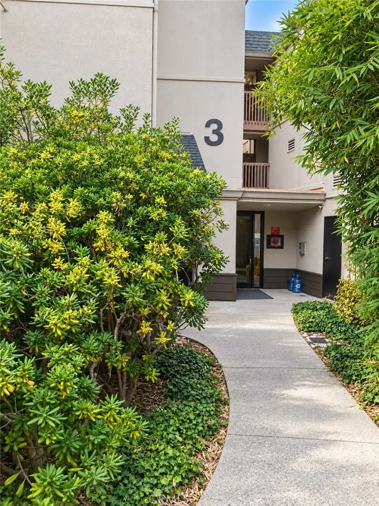 Condominium for sale at 3338 Shelter Creek, San Bruno, CA featuring 1 bed and 1 bath