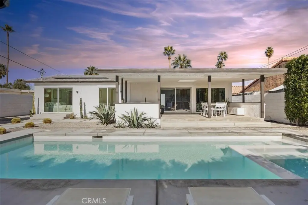 Single Family Residence for rent at 73125 Guadalupe, Palm Desert, CA featuring 3 beds and 2 baths