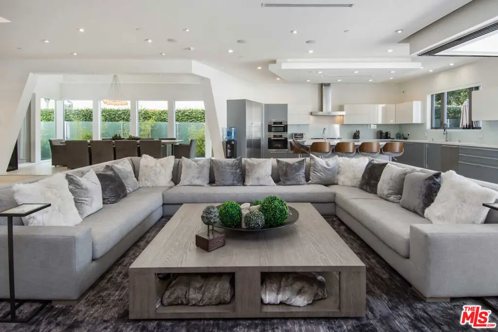 Single Family Residence for sale at 429 N Sweetzer Avenue, Los Angeles, CA featuring 5 beds and 6 baths