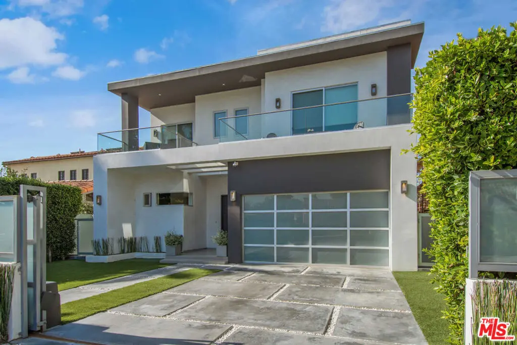 Residential Income for sale at 429 N Sweetzer Avenue, Los Angeles, CA featuring 5 beds and 6 baths