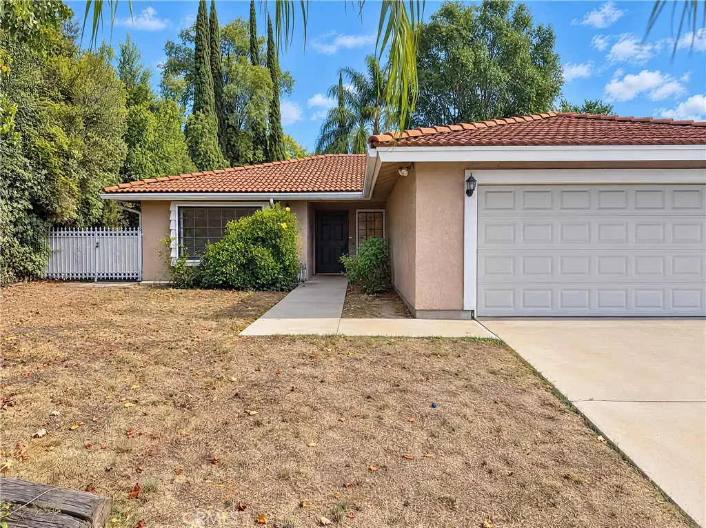 Single Family Residence for sale at 1042 Whispering Oaks, Arcadia, CA featuring 4 beds and 2 baths