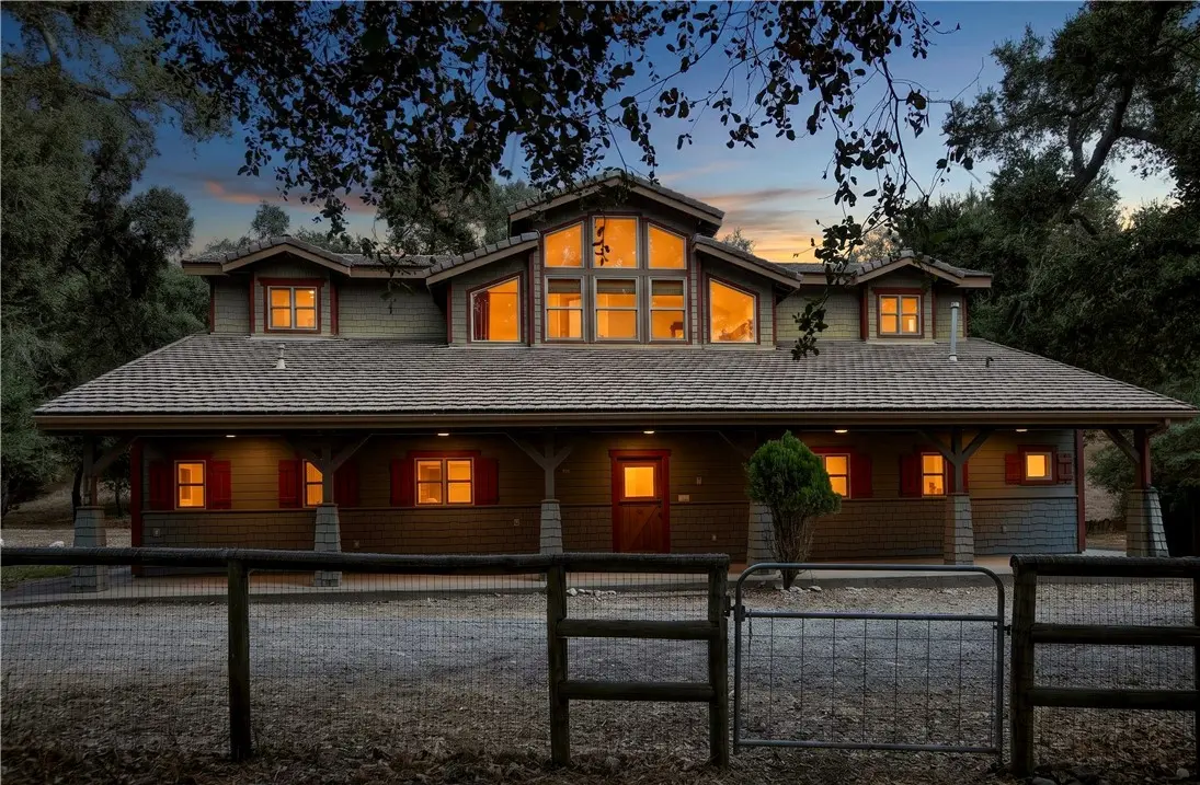 Single Family Residence for sale at 1350 Ditmas, Arroyo Grande, CA featuring 2 beds and 2 baths