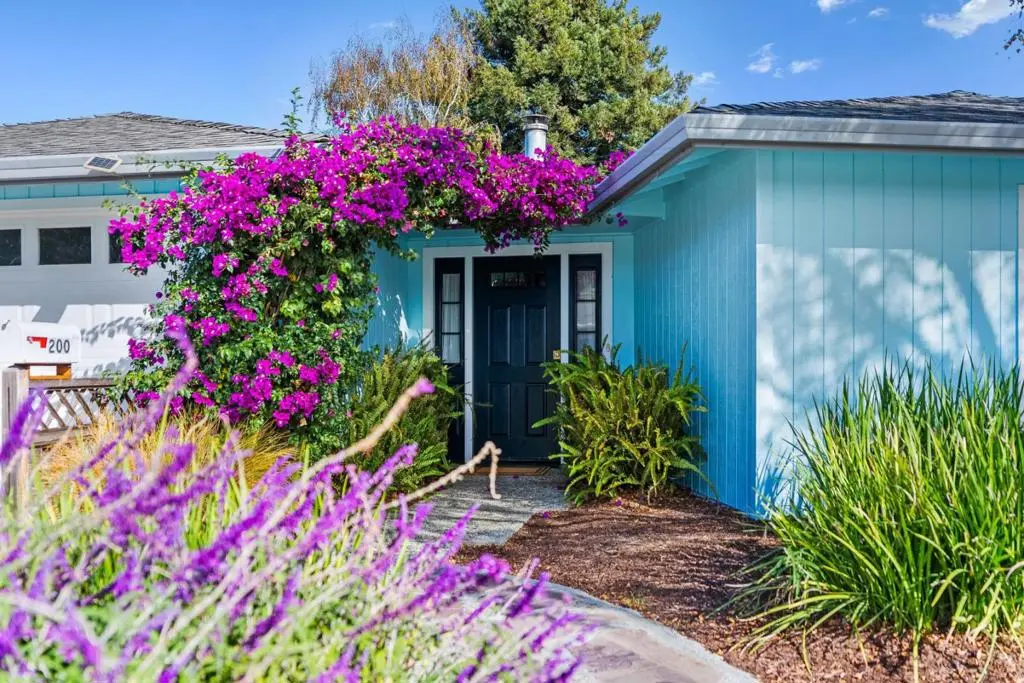 Single Family Residence for sale at 200 Alamo Avenue, Santa Cruz, CA featuring 3 beds and 2 baths
