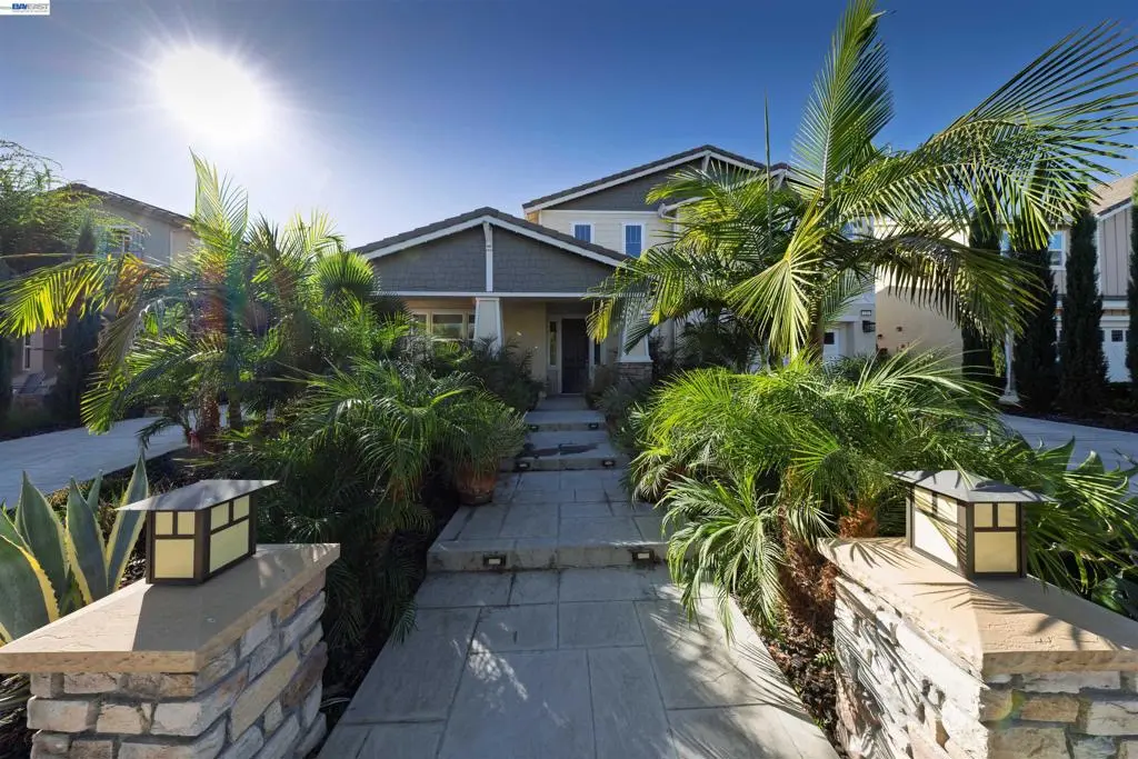 Single Family Residence for sale at 110 Catchings Ct, Brentwood, CA featuring 4 beds and 4 baths
