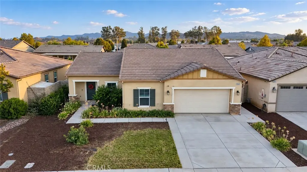 Single Family Residence for rent at 26423 Rediron Court, Menifee, CA featuring 4 beds and 2 baths