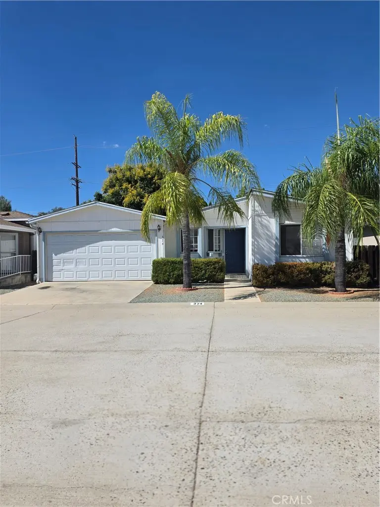 Manufactured In Park for sale at 27250 Murrieta 374, Menifee, CA featuring 2 beds and 2 baths