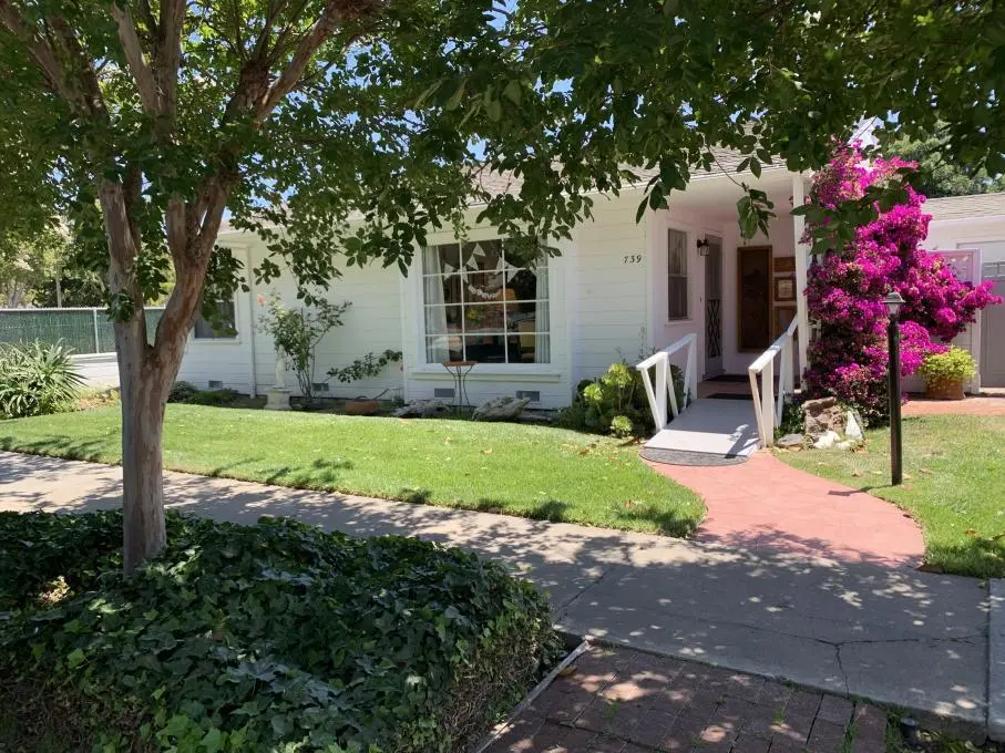 Single Family Residence for sale at 739 Powell Street, Hollister, CA featuring 3 beds and 1 bath