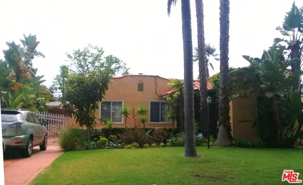 Single Family Residence for rent at 2234 Cloverfield Boulevard, Santa Monica, CA featuring 1 bed and 1 bath