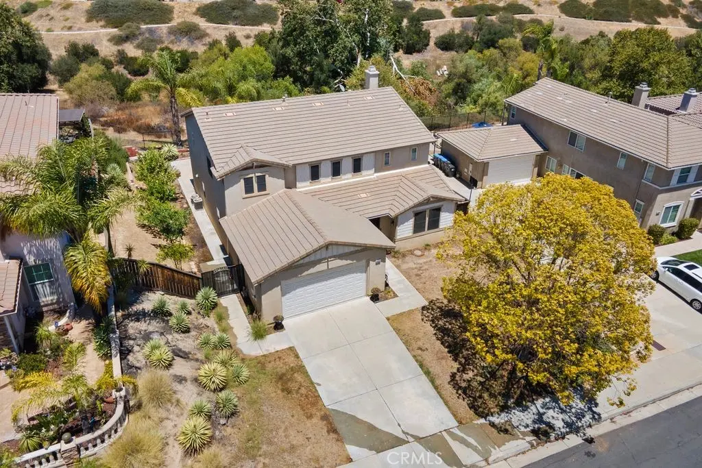 Single Family Residence for rent at 23622 Saratoga Springs Place, Murrieta, CA featuring 5 beds and 3 baths