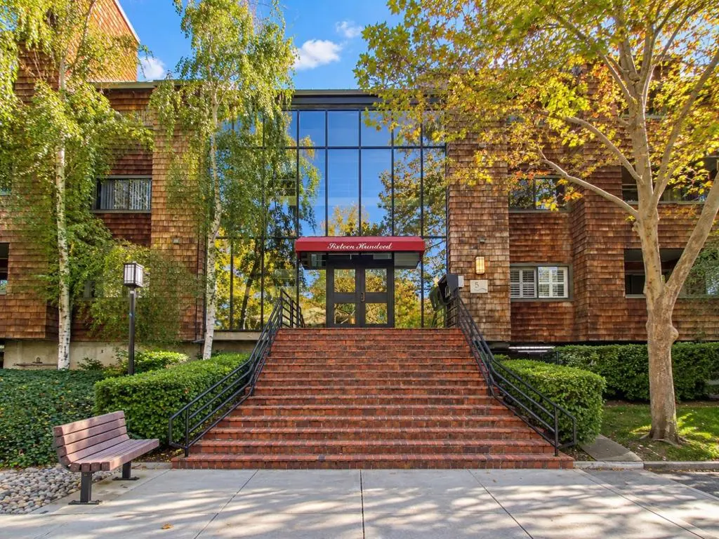 Condominium for sale at 1622 La Terrace Circle, San Jose, CA featuring 2 beds and 2 baths