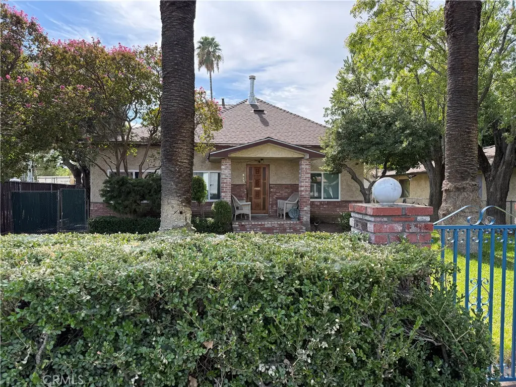 Single Family Residence for rent at 813 Solano, Corning, CA featuring 3 beds and 2 baths