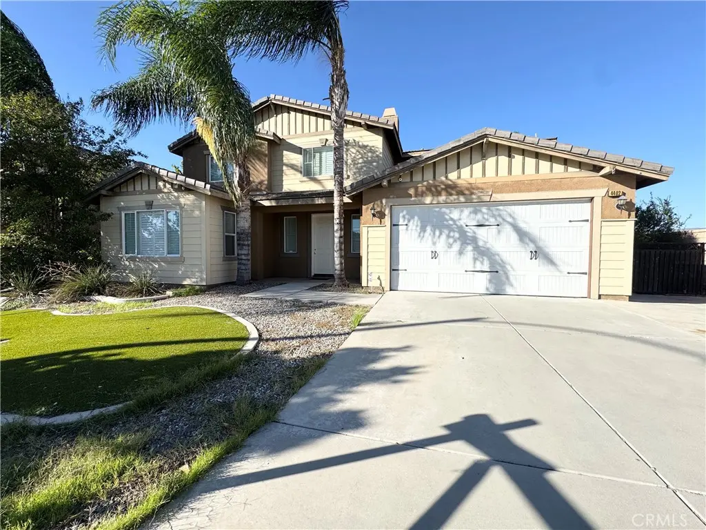 Single Family Residence for rent at 4405 Gallop Court, Hemet, CA featuring 4 beds and 4 baths