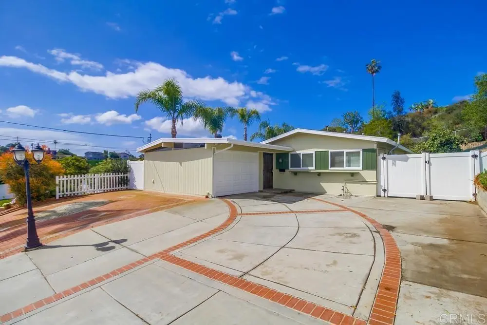 Residential Lease for rent at 4716 Mount Cervin Drive, San Diego, San Diego County, CA featuring 4 beds and 2 baths