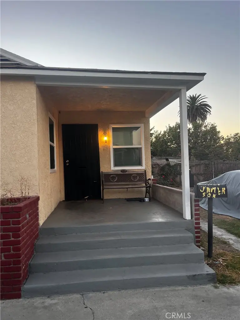 Duplex for sale at 950 E 113th, Los Angeles, CA