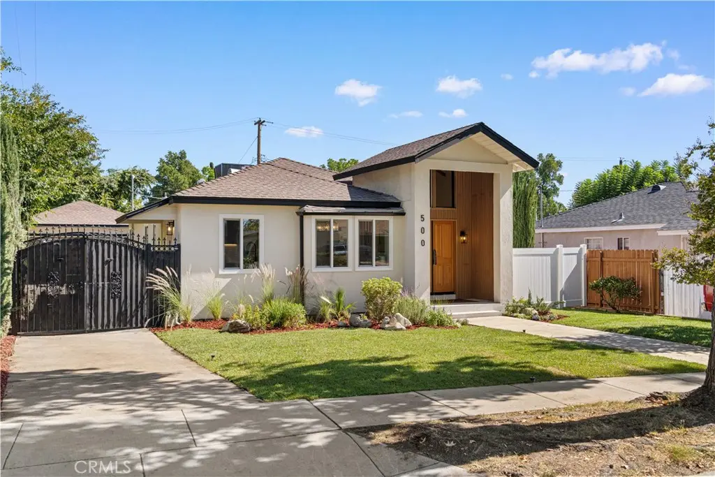 Single Family Residence for sale at 500 Santa Paula Avenue, Pasadena, CA featuring 3 beds and 2 baths