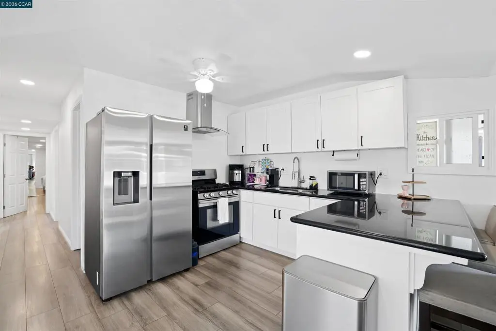 Manufactured In Park for sale at 3301 Buchanan Rd, Antioch, CA featuring 2 beds and 1 bath