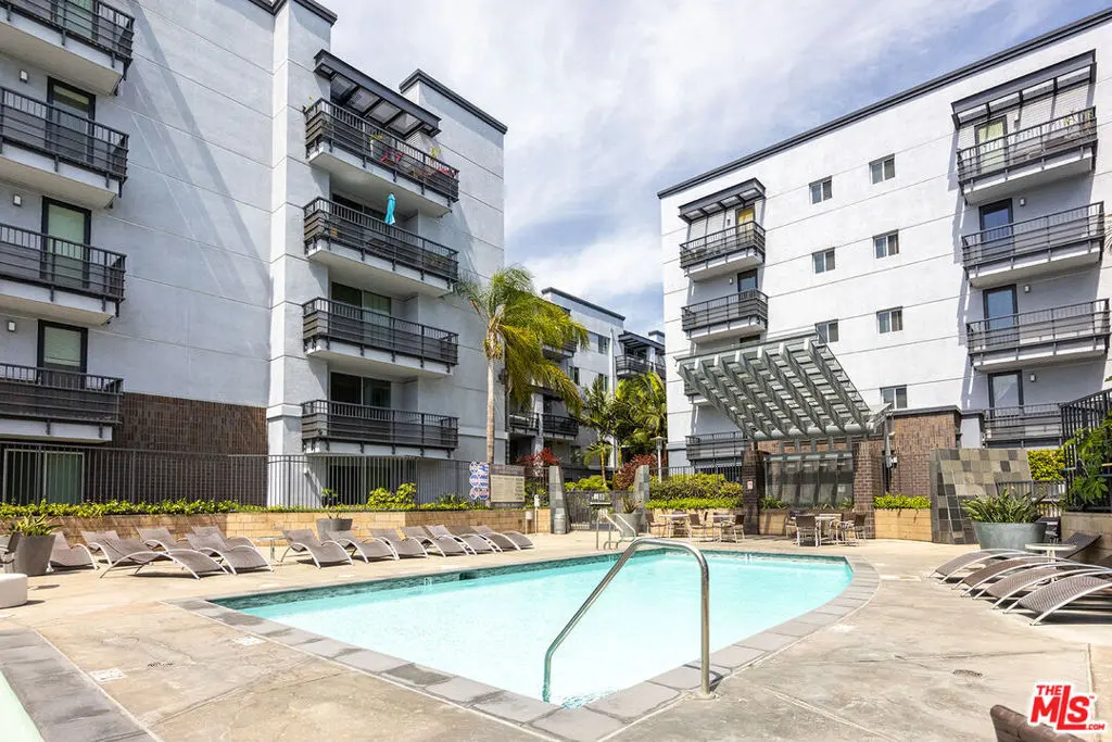 Condominium for sale at 629 E Traction Avenue 442, Los Angeles, CA featuring 2 beds and 2 baths