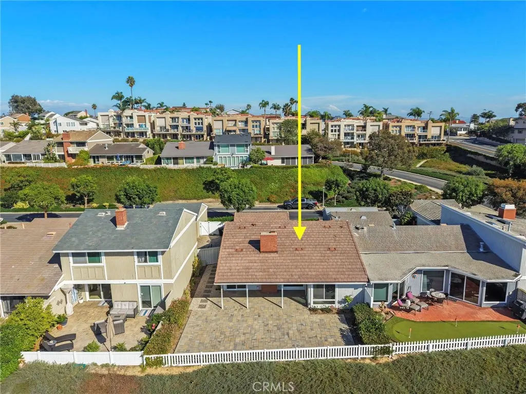 Single Family Residence for rent at 33711 Flying Jib Drive, Dana Point, CA featuring 3 beds and 2 baths