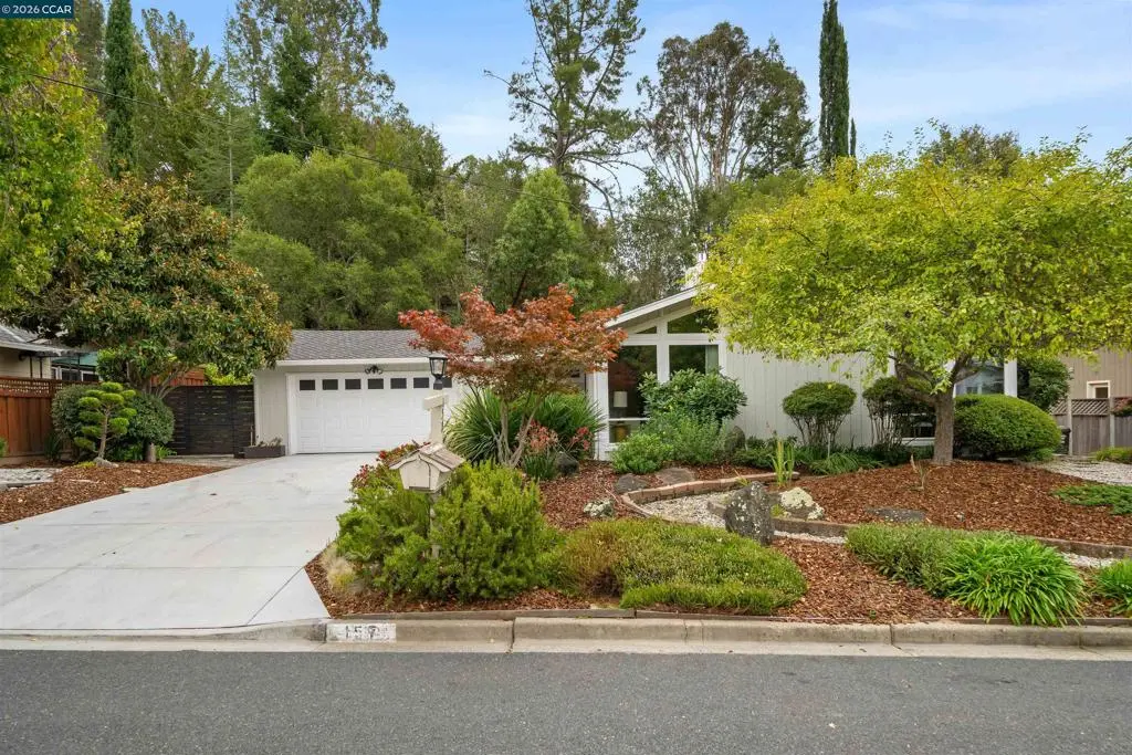 Single Family Residence for sale at 157 Shuey Dr, Moraga, CA featuring 3 beds and 2 baths