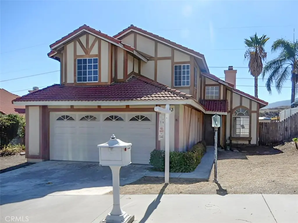 Single Family Residence for sale at 9383 Stone Canyon, Corona, CA featuring 3 beds and 3 baths