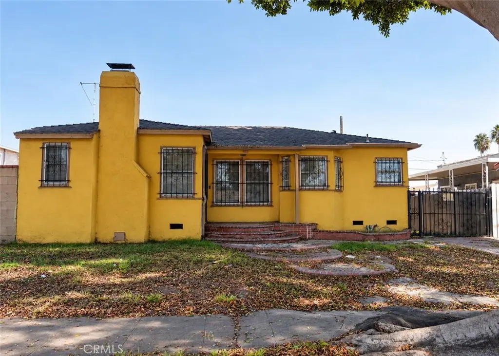 Single Family Residence for sale at 1615 W Century, Los Angeles, CA featuring 2 beds and 1 bath