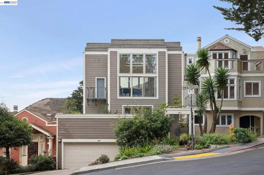 Single Family Residence for sale at 171 Twin Peaks Blvd, San Francisco, CA featuring 3 beds and 4 baths