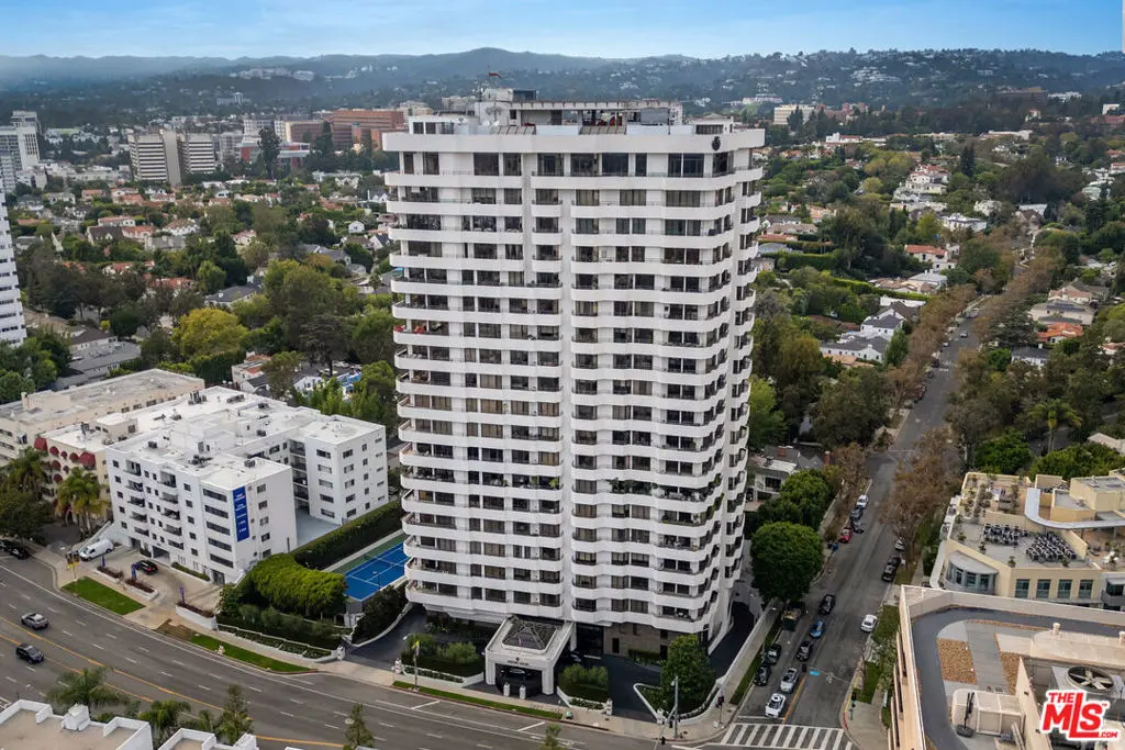 Condominium for sale at 10601 Wilshire Boulevard M4, Los Angeles, CA and 1 bath