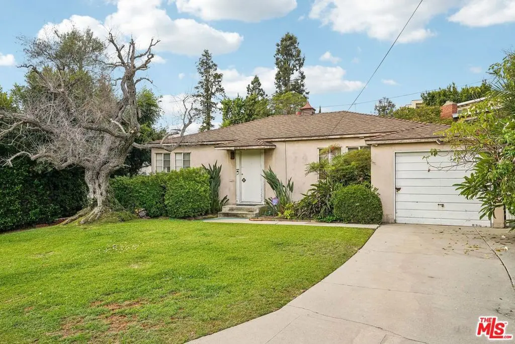 Single Family Residence for sale at 3117 Malcolm Avenue, Los Angeles, CA featuring 3 beds and 2 baths