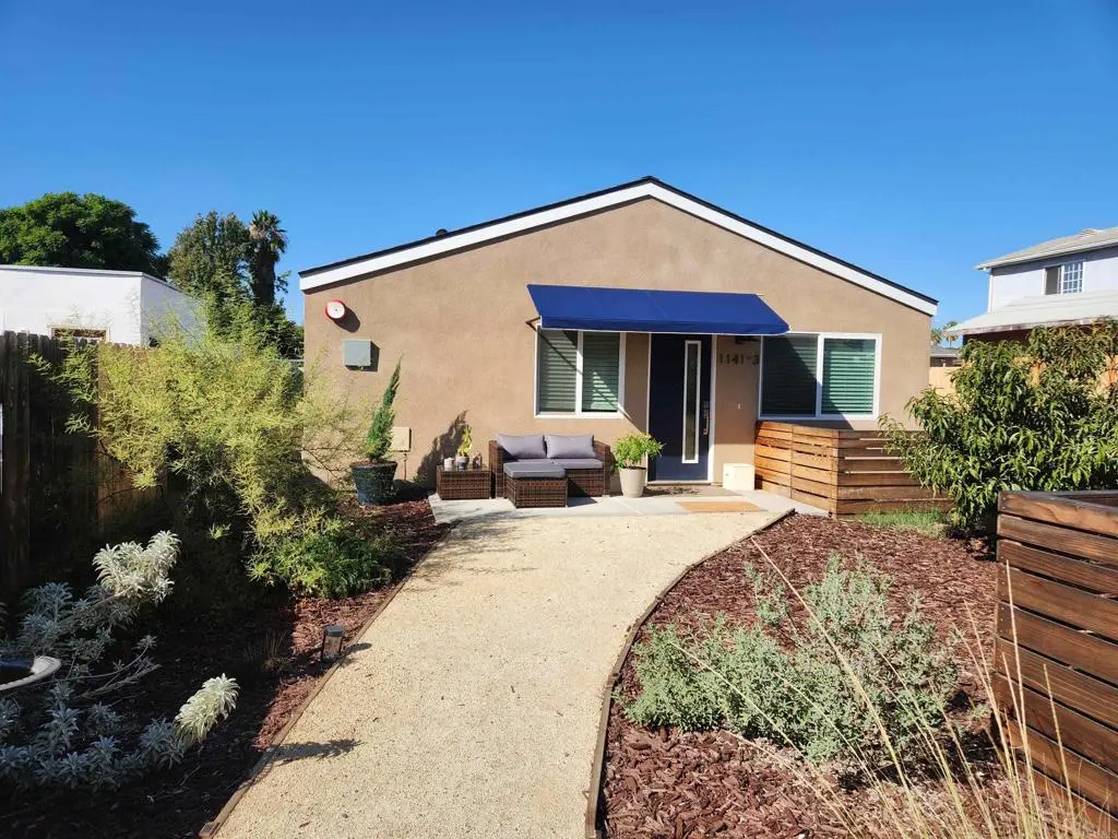 Residential Lease for rent at 1141 Second Ave, Chula Vista, San Diego County, CA featuring 2 beds and 2 baths