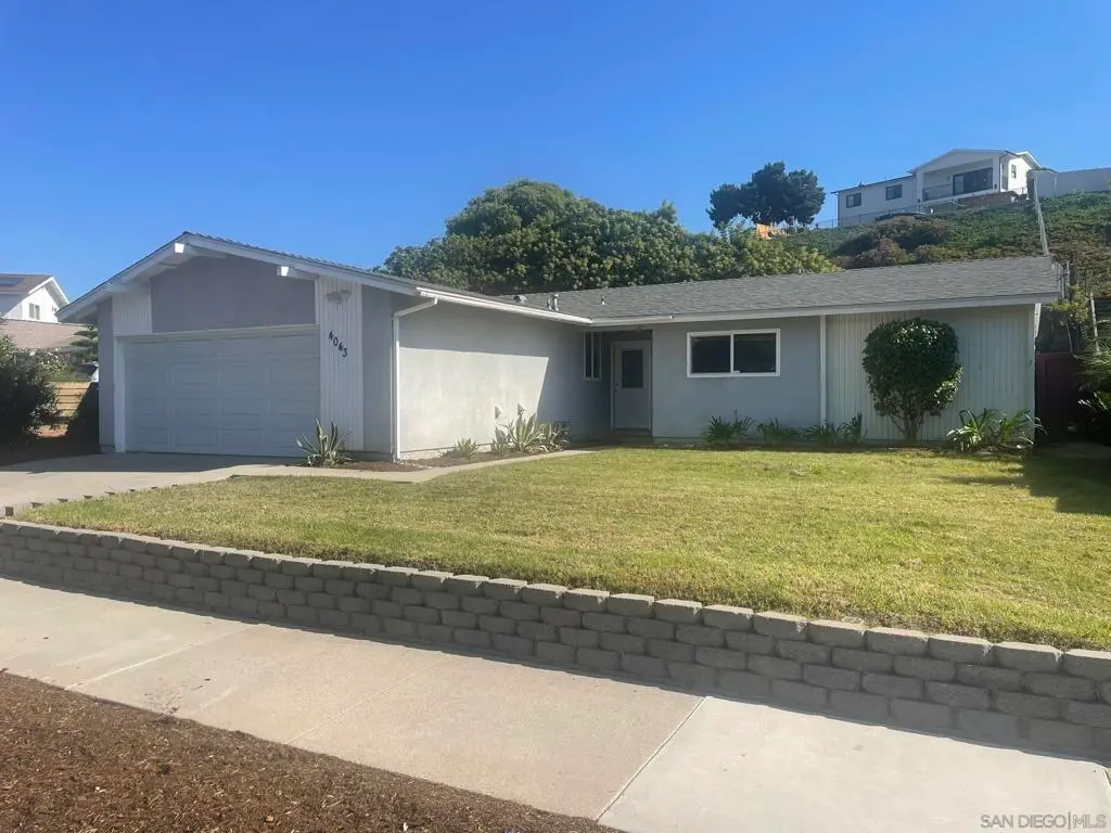 Residential Lease for rent at 4043 Mira Costa St., Oceanside, San Diego County, CA featuring 4 beds and 2 baths