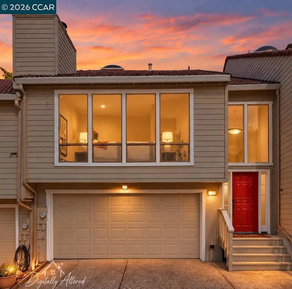 Townhouse for sale at 2 Heritage Oaks Rd, Pleasant Hill, CA featuring 3 beds and 3 baths
