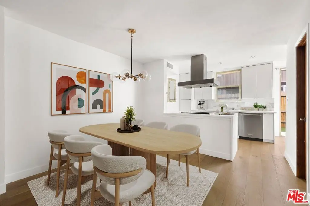 Condominium for sale at 2019 S Bentley Avenue 10, Los Angeles, CA featuring 3 beds and 3 baths
