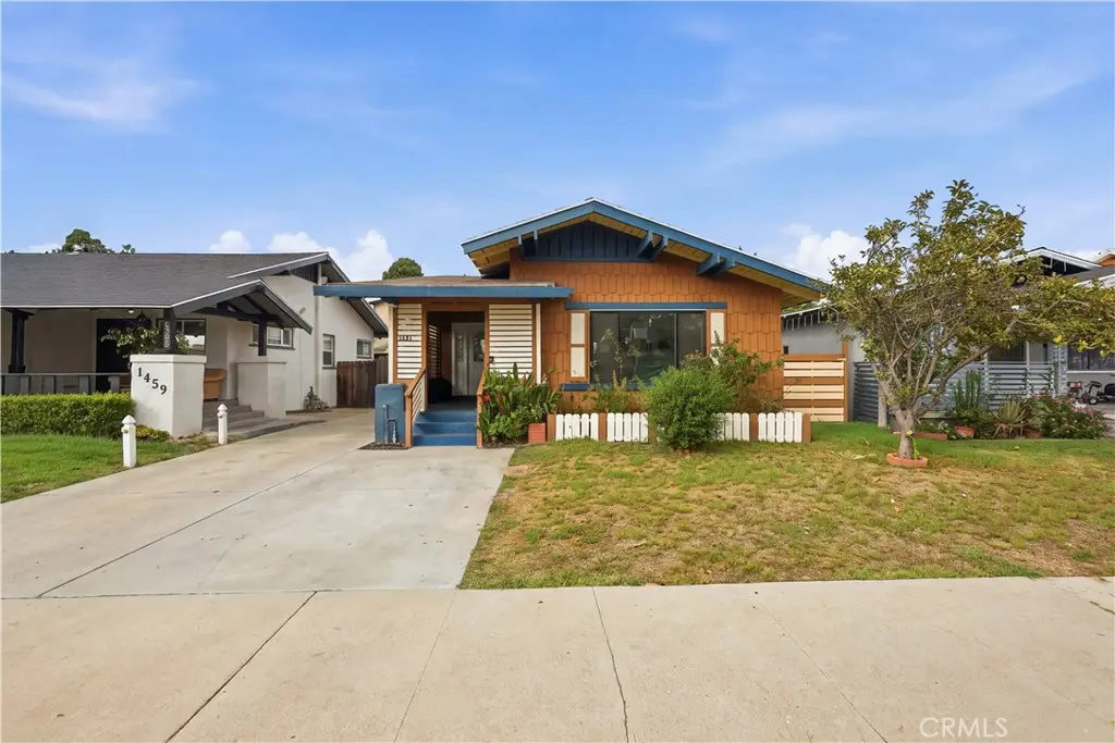 Single Family Residence for sale at 1453 W 56th Street, Los Angeles, CA featuring 3 beds and 2 baths