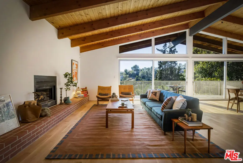 Single Family Residence for sale at 454 W Avenue 46, Los Angeles, CA featuring 4 beds and 4 baths