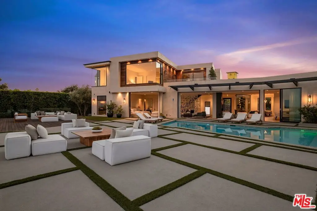 Single Family Residence for sale at 816 Glenmere Way, Los Angeles, CA featuring 6 beds and 8 baths