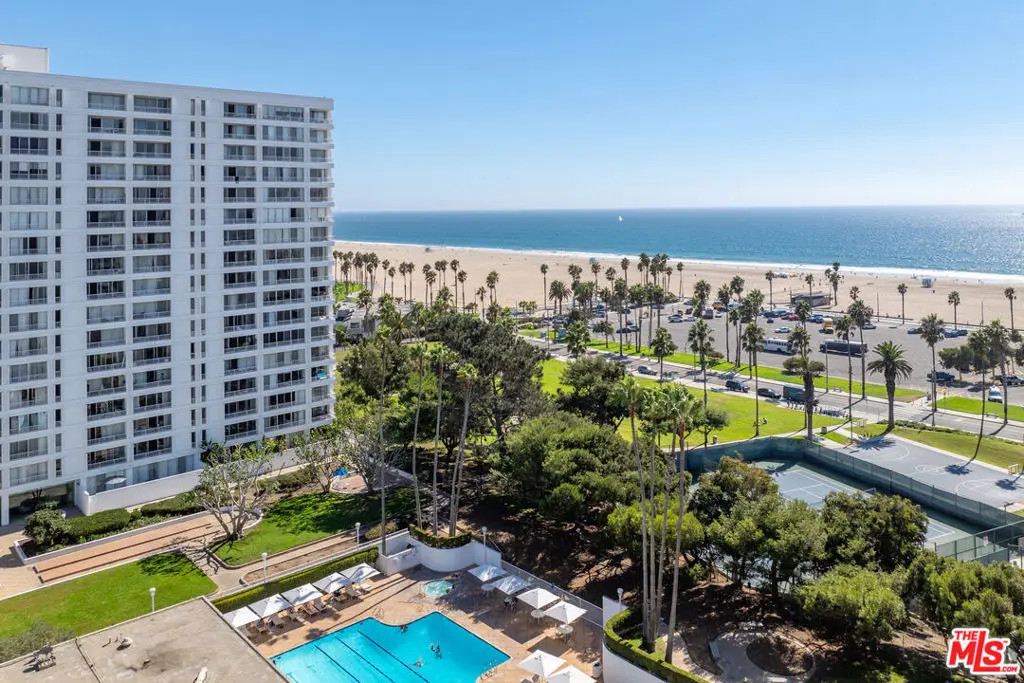 Condominium for rent at 2700 Neilson Way 610, Santa Monica, CA featuring 1 bed and 1 bath
