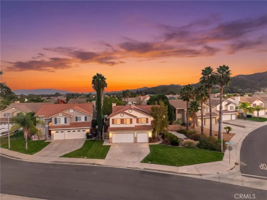 Single Family Residence for sale at 21801 Quartz Way, Wildomar, CA featuring 3 beds and 3 baths