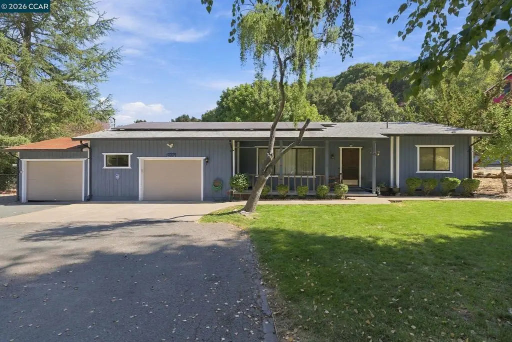Single Family Residence for sale at , Martinez, CA featuring 4 beds and 1 bath