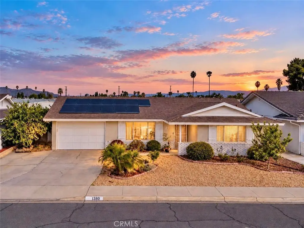 Single Family Residence for sale at 1380 Amberwood Drive, Hemet, CA featuring 2 beds and 2 baths