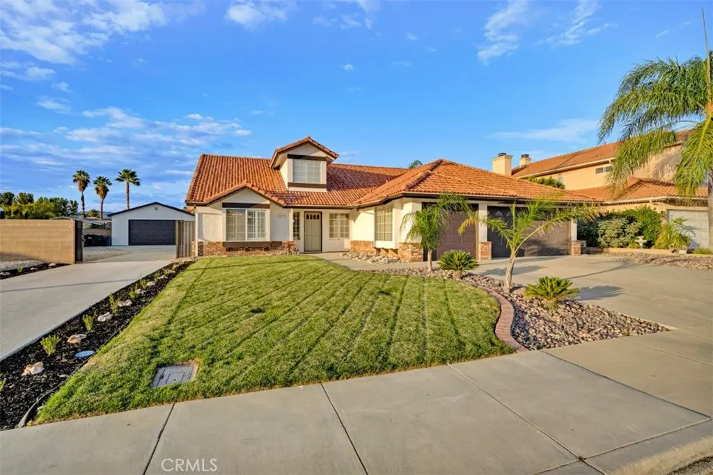 Single Family Residence for sale at 42592 Mayberry, Hemet, CA featuring 4 beds and 3 baths