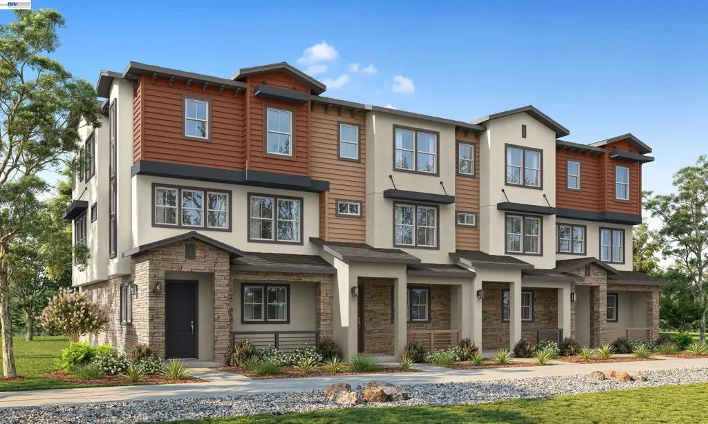 Townhouse for sale at 2503 Walters Pl, Concord, CA featuring 3 beds and 3 baths
