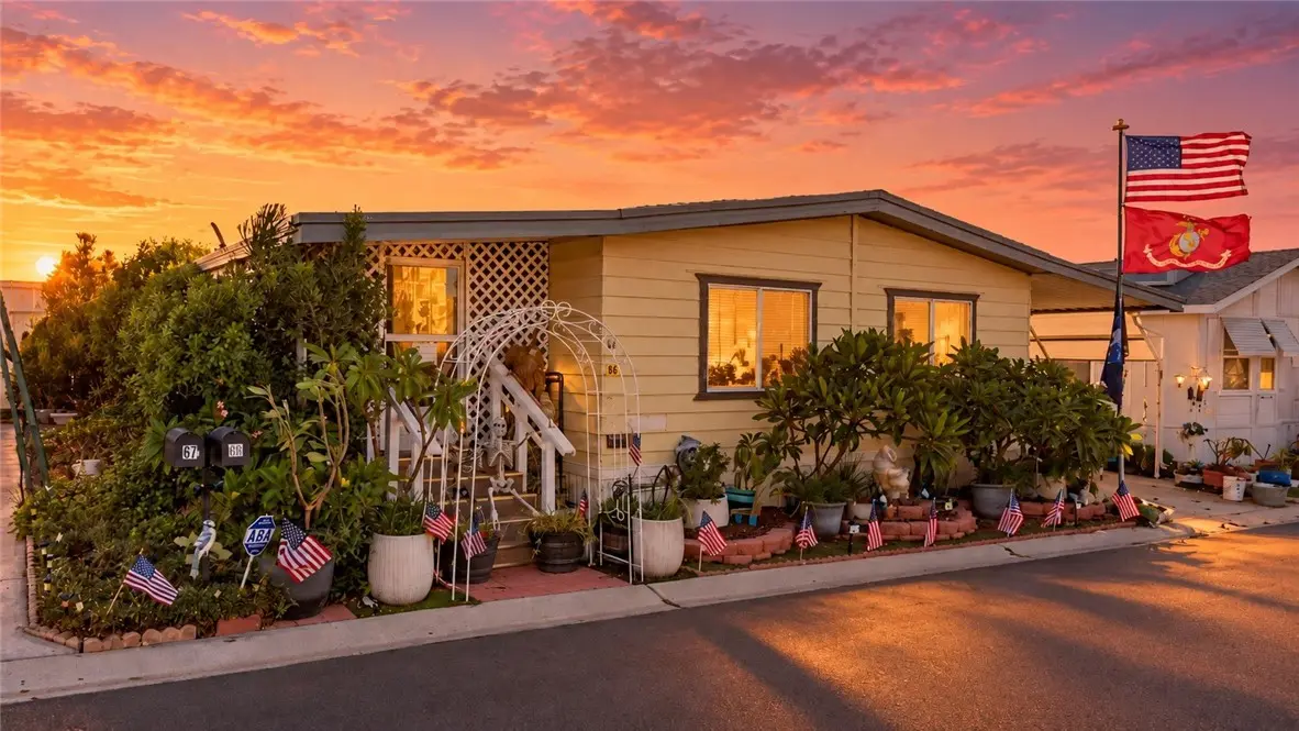 Manufactured In Park for sale at 4000 Pierce Street 66, Riverside, CA featuring 2 beds and 2 baths