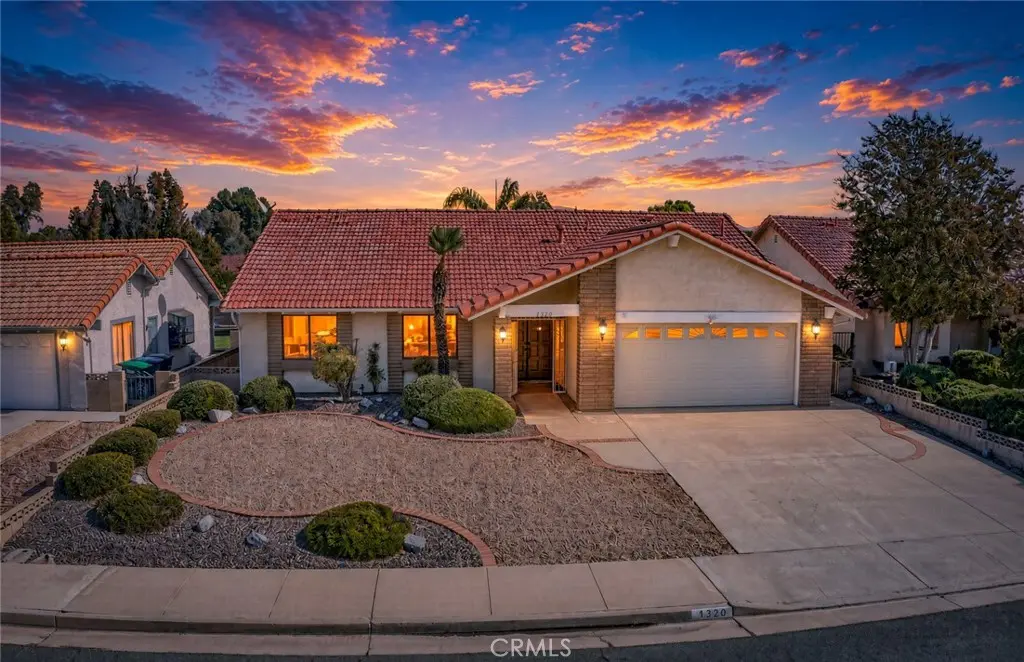 Single Family Residence for sale at 1320 Hickory, Hemet, CA featuring 3 beds and 2 baths