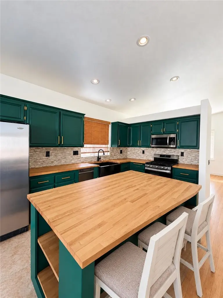 Single Family Residence for sale at 22686 Hannah Court, Corona, CA featuring 3 beds and 2 baths