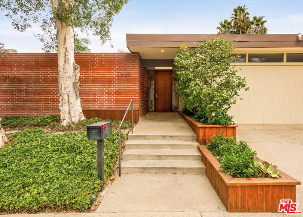 Single Family Residence for sale at 16608 Park Lane Place, Los Angeles, CA featuring 5 beds and 3 baths