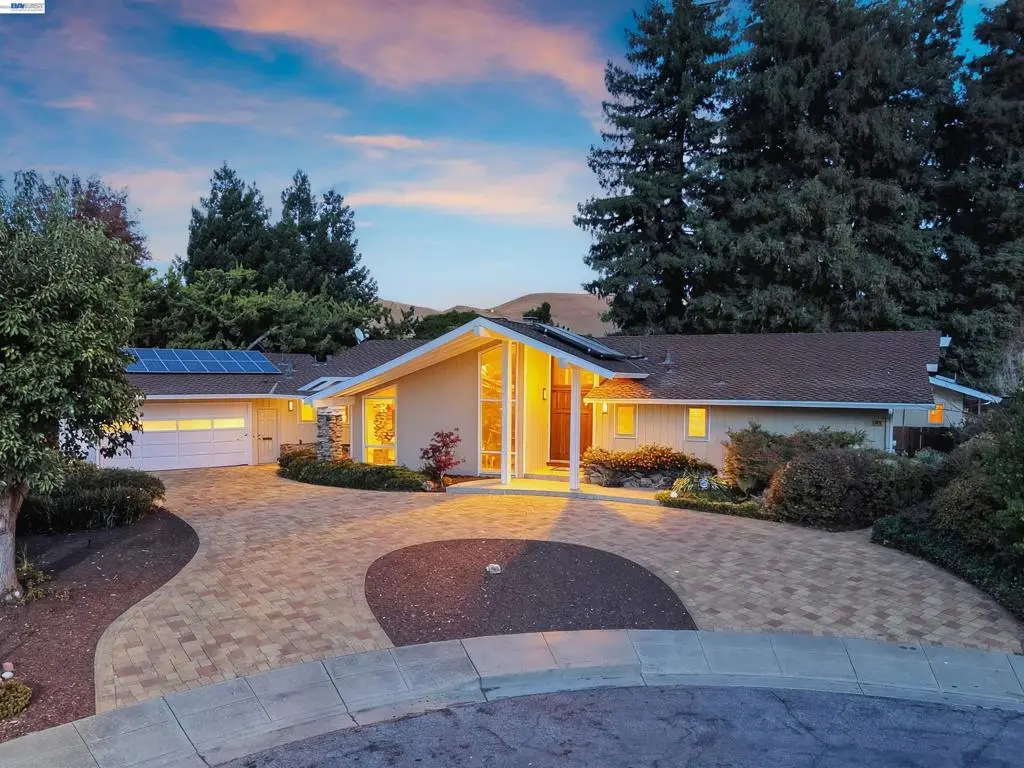 Residential for sale at 1019 Whitmer Ct, Fremont, Alameda County, CA featuring 5 beds and 4 baths