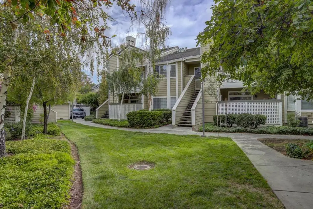Condominium for sale at 5918 Bridgeport Lake Way, San Jose, CA featuring 2 beds and 2 baths