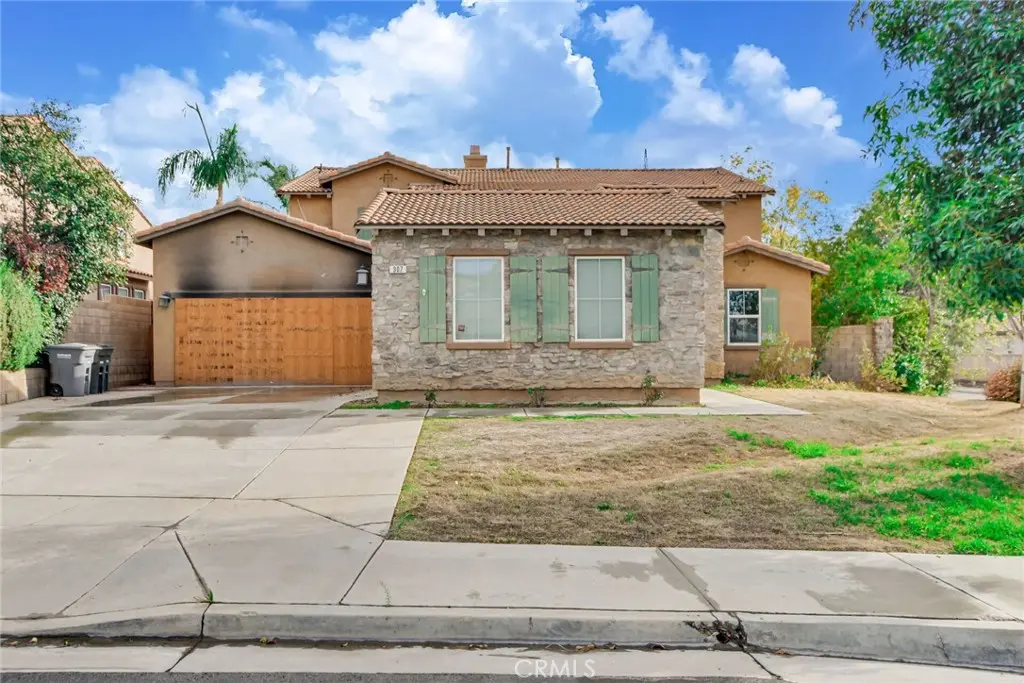 Single Family Residence for sale at 307 Monument Parkway, Perris, CA featuring 4 beds and 4 baths